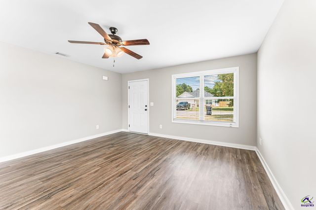 208 Shasta Drive, Perry, GA 31069