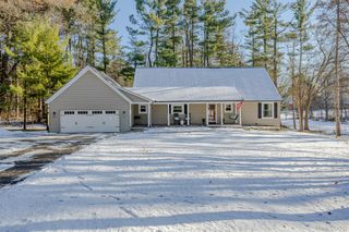 800 Grampian Avenue, Orion Charter Township, MI 48362
