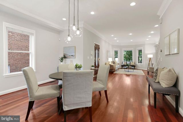 215 T ST NE, Washington, DC 20002
