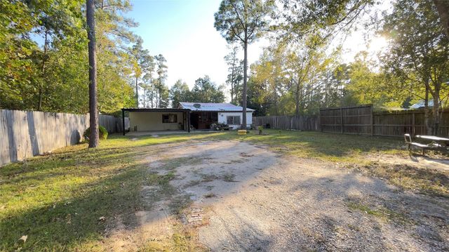 102 County Road 3479j, Cleveland, TX 77327