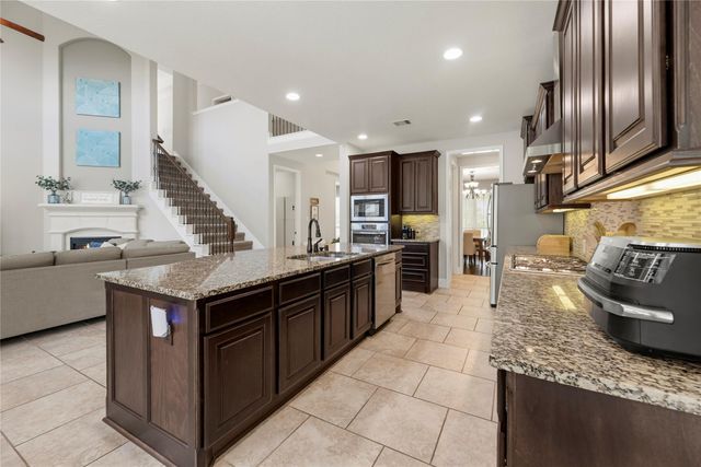 18702 Town Bluff Drive, Cypress, TX 77433