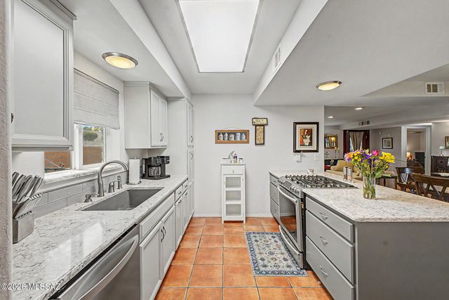 1500 S San Carla, Green Valley, AZ 85614