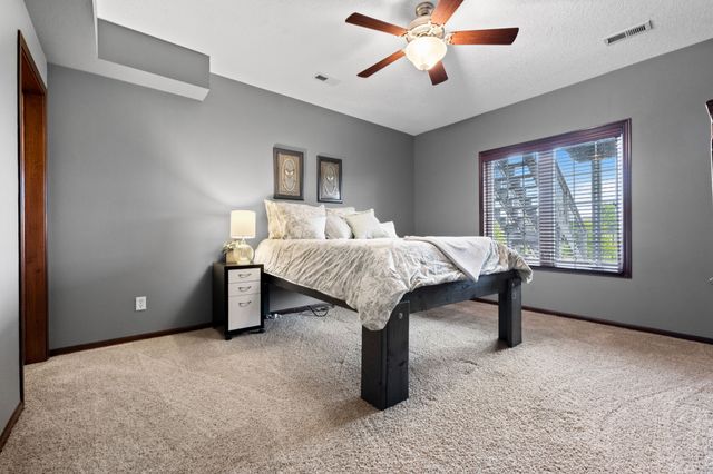 308 NE Hanover Court, Ankeny, IA 50021