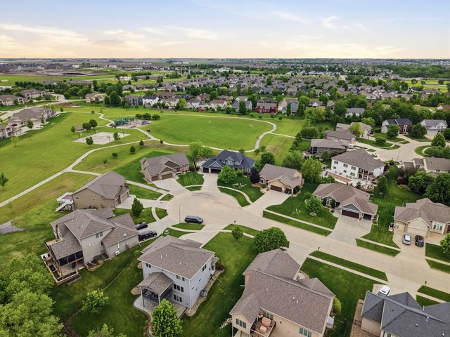 308 NE Hanover Court, Ankeny, IA 50021