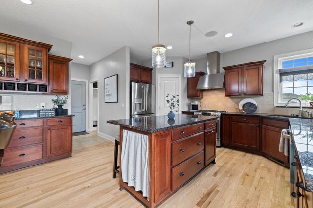 308 NE Hanover Court, Ankeny, IA 50021