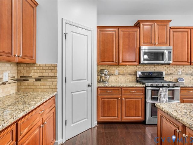 17225 Silver Maple Ter, Moseley, VA 23120