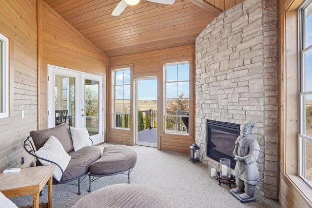 6249 Amethyst Drive, Waunakee, WI 53597