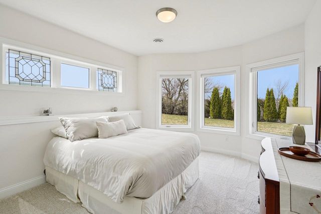 6249 Amethyst Drive, Waunakee, WI 53597