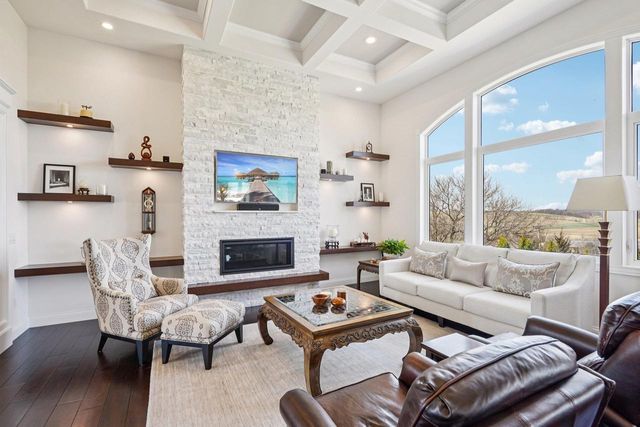 6249 Amethyst Drive, Waunakee, WI 53597