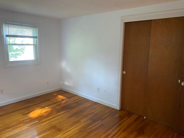 163 Maple St 163, Needham, MA 02492
