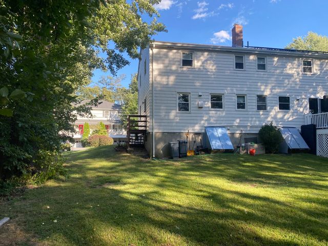 163 Maple St 163, Needham, MA 02492