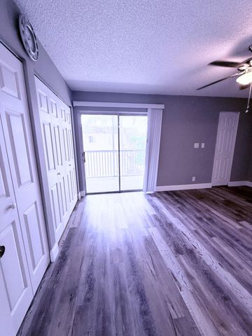 700 Village Green Court 319, Palm Springs, FL 33461