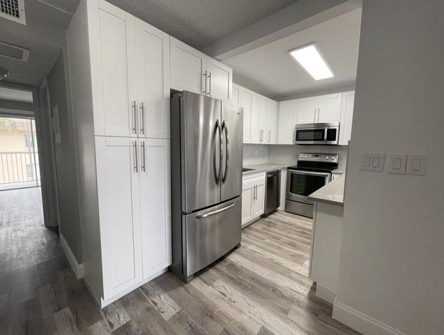 700 Village Green Court 319, Palm Springs, FL 33461