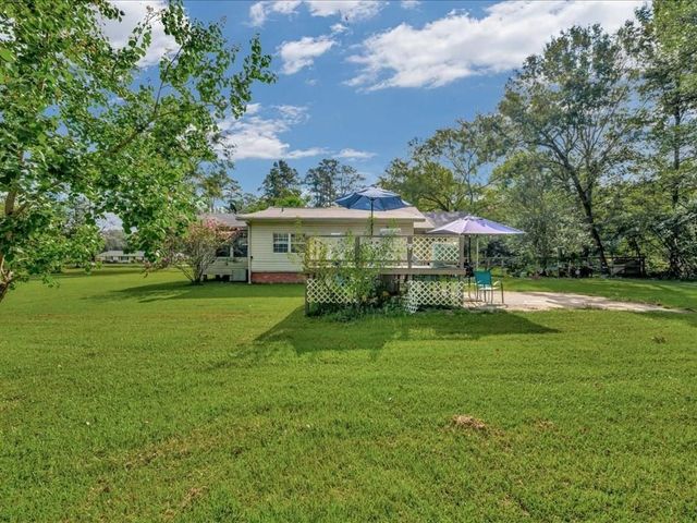 635 Oscar Berry Road, Lufkin, TX 75904