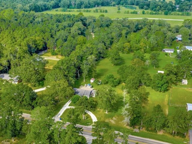 635 Oscar Berry Road, Lufkin, TX 75904