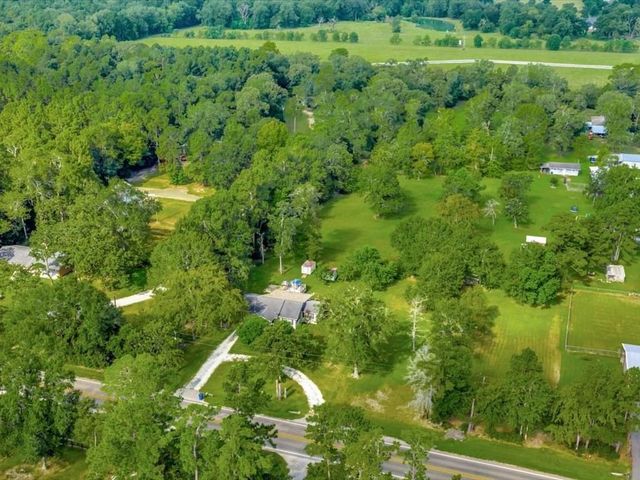 635 Oscar Berry Road, Lufkin, TX 75904