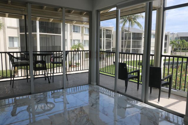 11811 Avenue Of The Pga 3-2f, Palm Beach Gardens, FL 33418