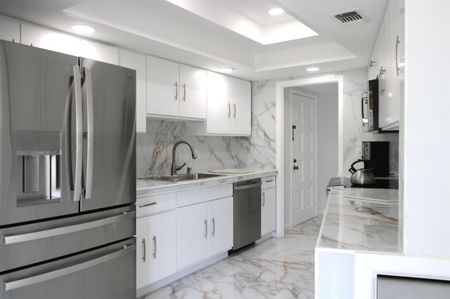 11811 Avenue Of The Pga 3-2f, Palm Beach Gardens, FL 33418