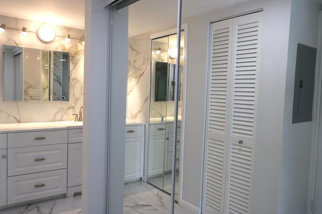 11811 Avenue Of The Pga 3-2f, Palm Beach Gardens, FL 33418