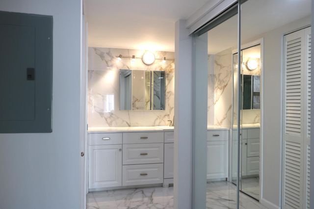 11811 Avenue Of The Pga 3-2f, Palm Beach Gardens, FL 33418