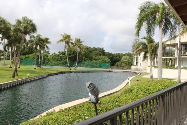 11811 Avenue Of The Pga 3-2f, Palm Beach Gardens, FL 33418