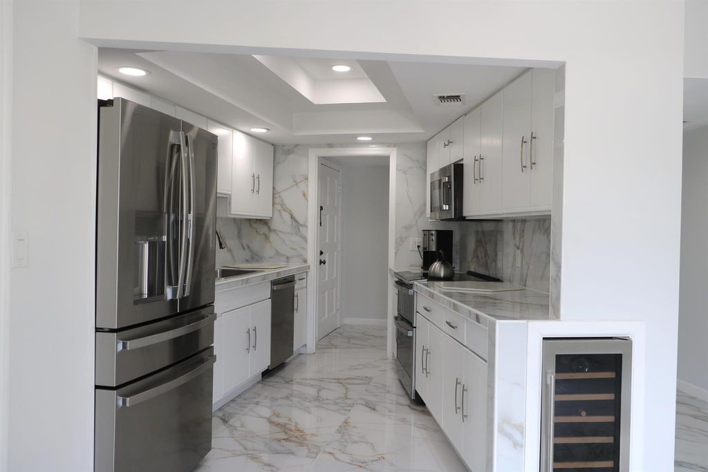 11811 Avenue Of The Pga 3-2f, Palm Beach Gardens, FL 33418