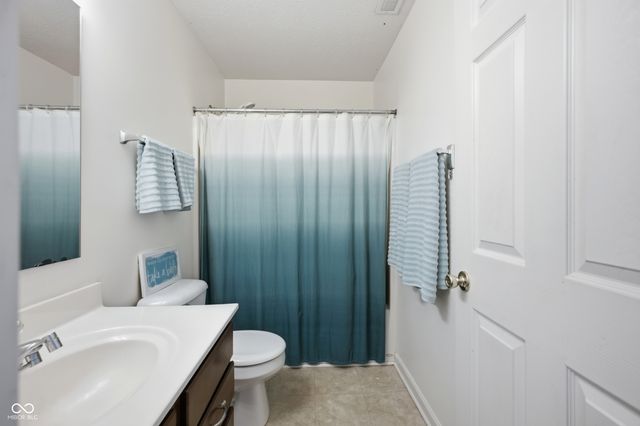 14128 Royalwood Drive, Fishers, IN 46037