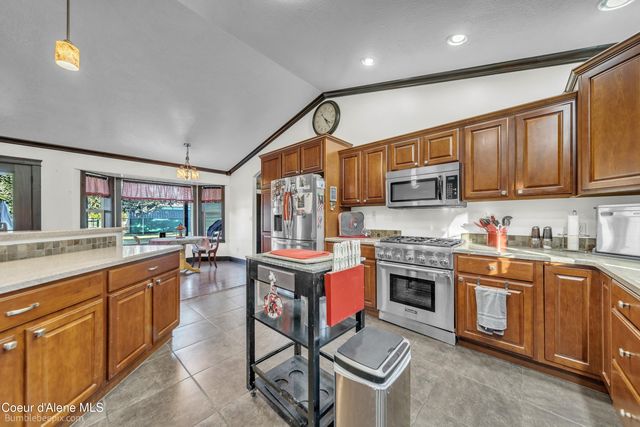 4725 W Highway 53, Rathdrum, ID 83858