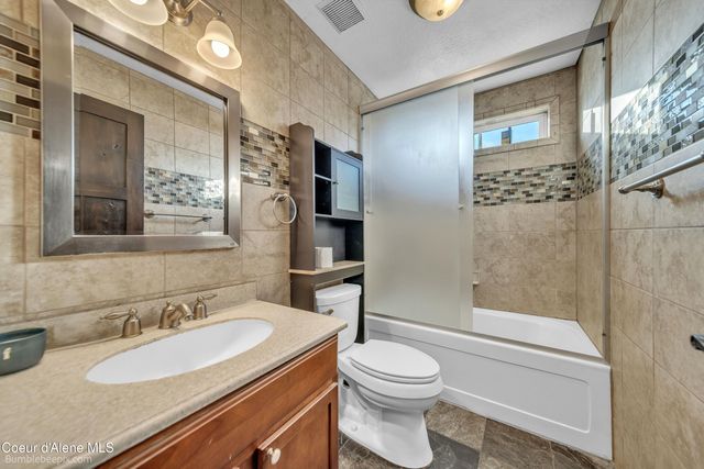 4725 W Highway 53, Rathdrum, ID 83858