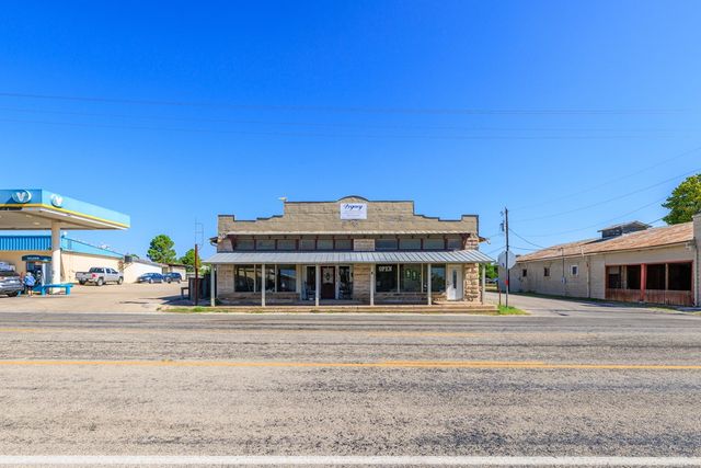 23654 W Hwy 290, Harper, TX 78631