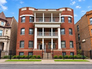442 E 48th Street 1W, Chicago, IL 60615