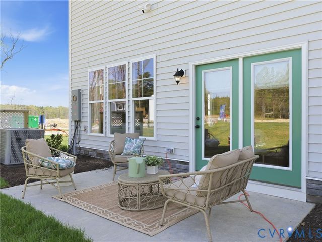 17306 Alana Dr, Moseley, VA 23120