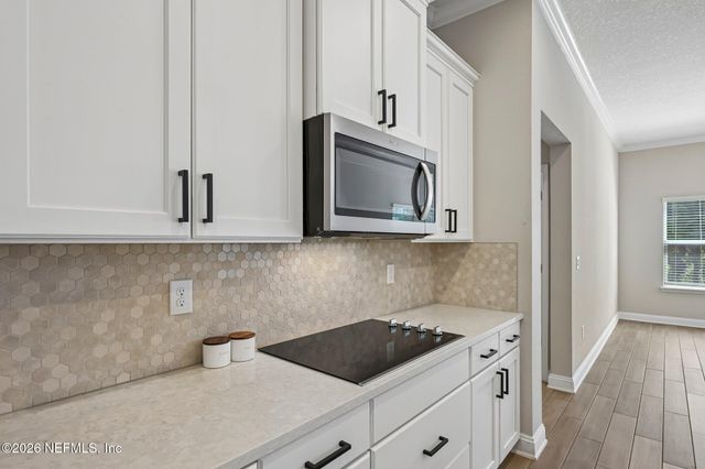 272 PRINCE ALBERT Avenue, St. Johns, FL 32259