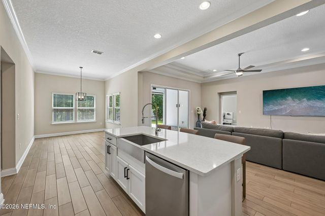 272 PRINCE ALBERT Avenue, St. Johns, FL 32259