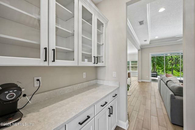272 PRINCE ALBERT Avenue, St. Johns, FL 32259