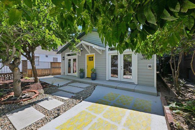 1917 6th St, Sacramento, CA 95811