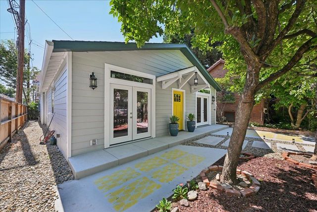1917 6th St, Sacramento, CA 95811