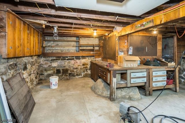 17 Ridge Rd, Stanhope Boro, NJ 07874