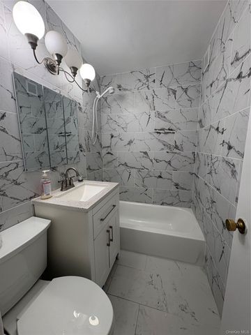 67-50 Thornton Pl 2U, Forest Hills, NY 11375