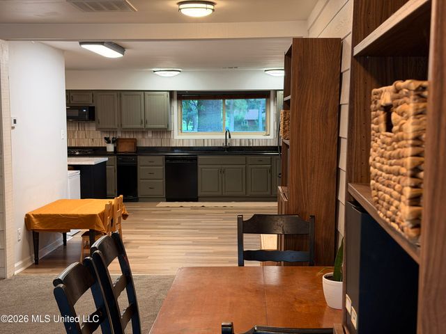 4480 Douglas Drive, Olive Branch, MS 38654
