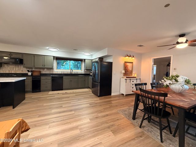 4480 Douglas Drive, Olive Branch, MS 38654