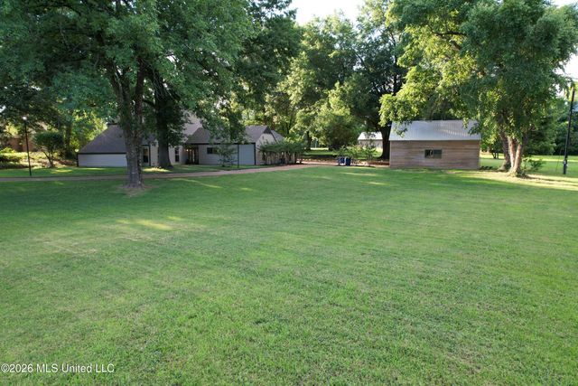 4480 Douglas Drive, Olive Branch, MS 38654