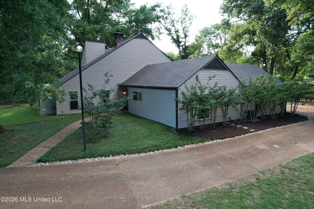 4480 Douglas Drive, Olive Branch, MS 38654