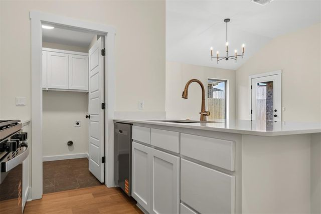 3918 Eureka Drive, Norman, OK 73069