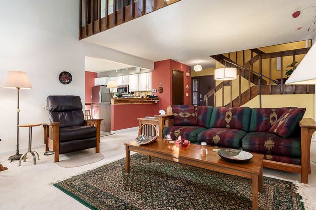 5055 WOODLAKE Drive 1, Loves Park, IL 61111