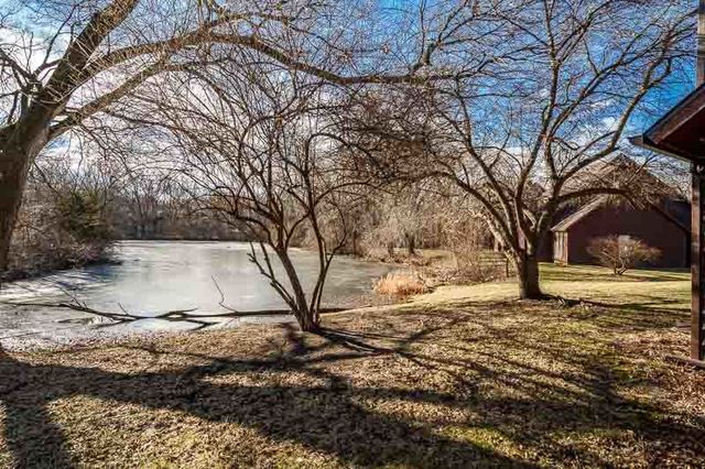 5055 WOODLAKE Drive 1, Loves Park, IL 61111