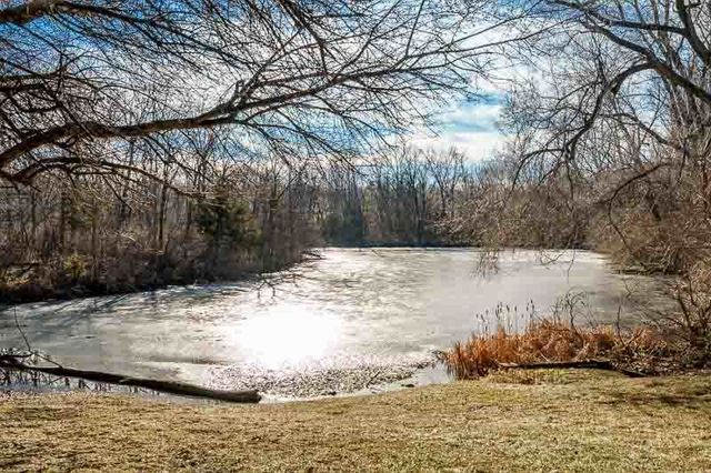 5055 WOODLAKE Drive 1, Loves Park, IL 61111