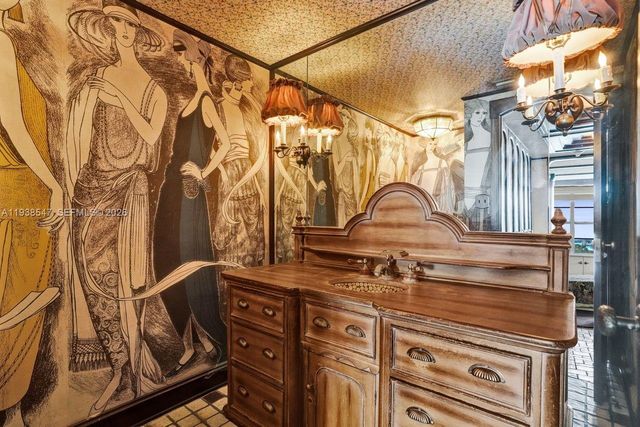 5660 Collins Ave 11E, Miami Beach, FL 33140