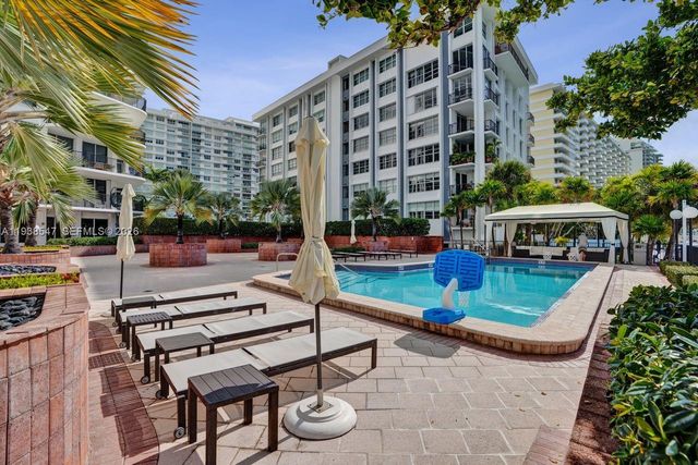 5660 Collins Ave 11E, Miami Beach, FL 33140