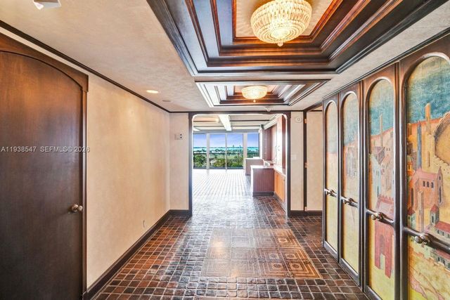 5660 Collins Ave 11E, Miami Beach, FL 33140